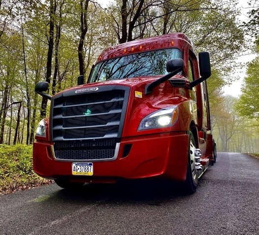 JLE-INDUSTRIES-freightliner-